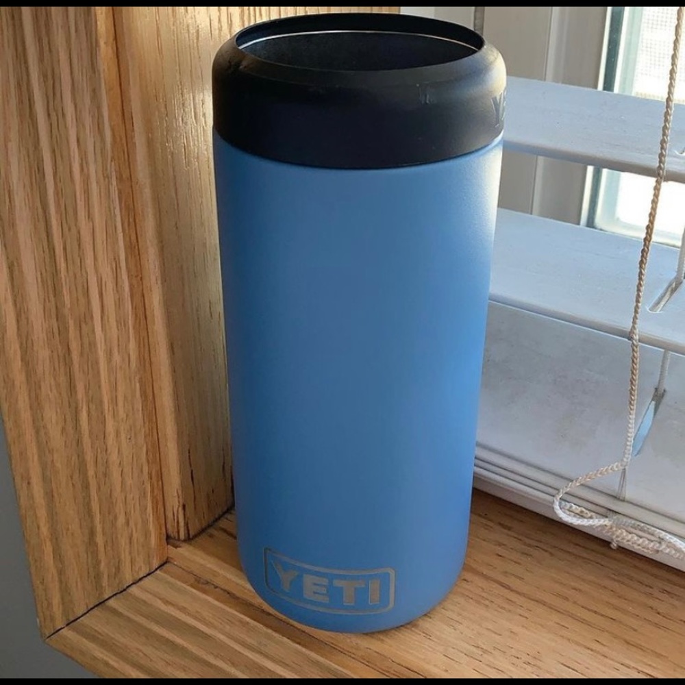 Yeti slim can koozie